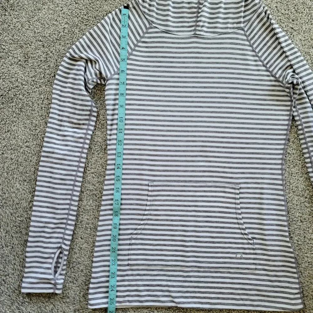 Gap Fit Breathe XS Grey &  White Stripe Funnel Neck Hoodie XS with Thumbholes - Picture 10 of 13